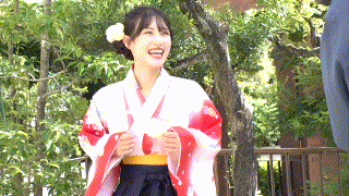 oremo323【RさんH大学卒業】宮城りえ エロGIF 1