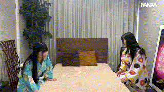smjh018【桜＆凛】凰華りん｜胡桃さくら エロGIF 1