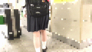 y033【ジャンパースカート紺リボンちゃん033】 エロGIF 1